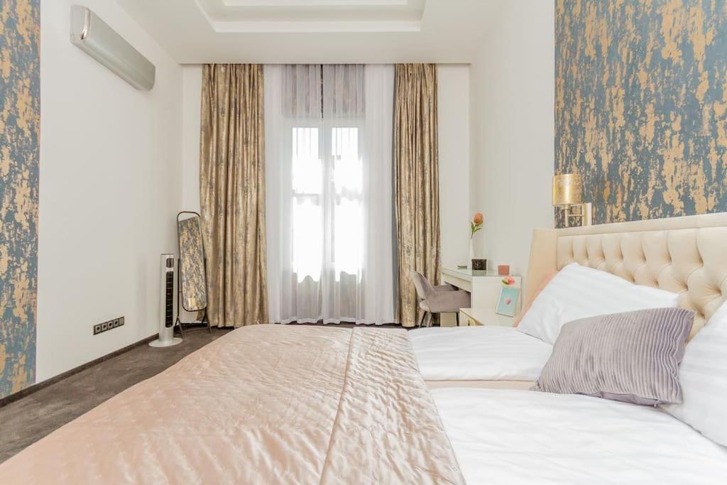 בודפשט The Opulent Oasis By Newave Apartments מראה חיצוני תמונה
